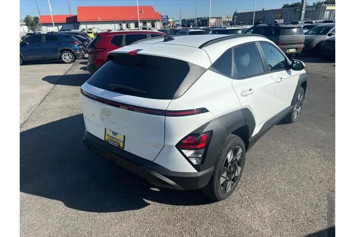 $29440 : Hyundai KONA 2025 AWD SEL 4d image 5