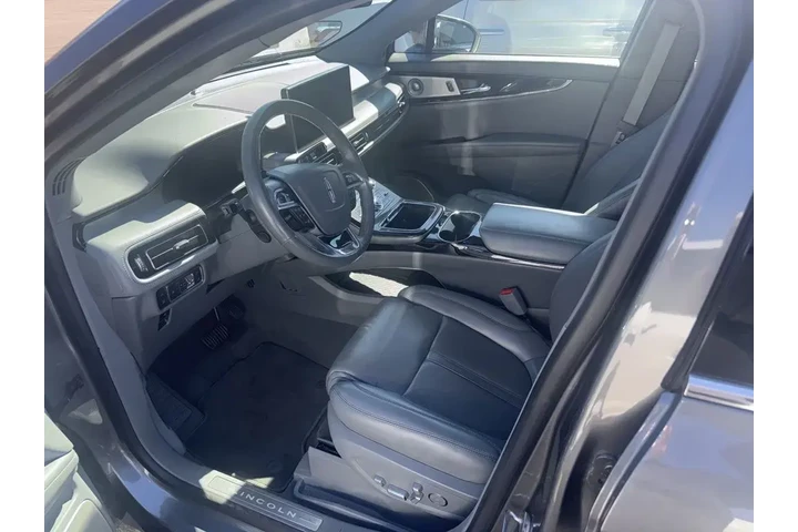 $39998 : Lincoln Nautilus 2023 AWD Re image 2