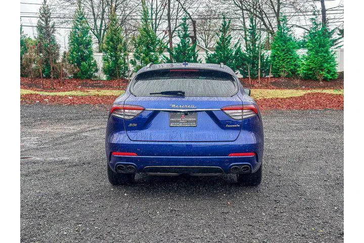 $27795 : Maserati Levante 2021 AWD S image 7