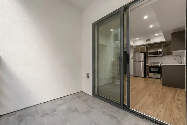 $1000 : Apartamento Moderno en Koreato image 2