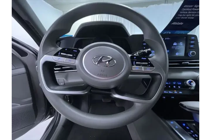 $18995 : Hyundai ELANTRA 2022 SEL 4dr image 8