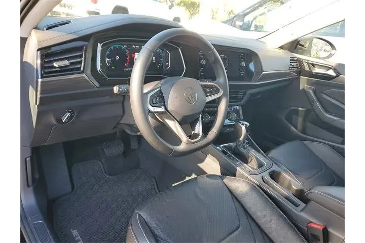 $20990 : Volkswagen Jetta 2024 SEL 4d image 10