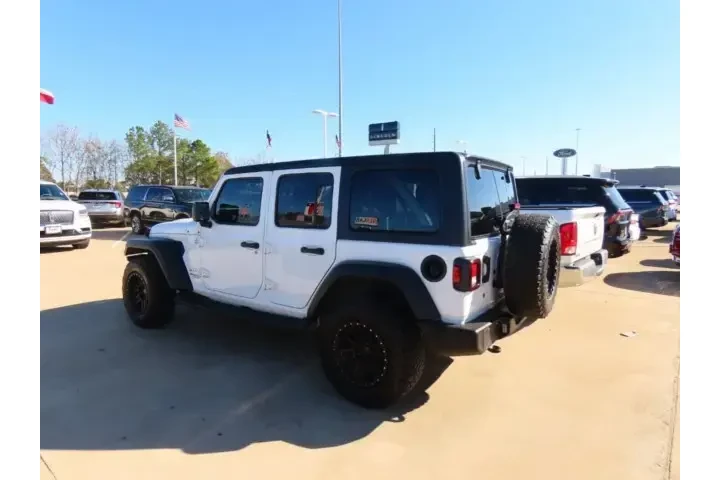 $16911 : Jeep Wrangler Unlimited 2018 image 8