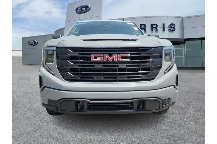 $35488 : GMC Sierra 1500 2024 4x4 Pro image 2