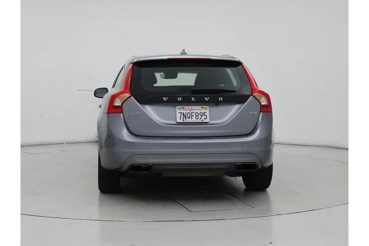$12599 : Volvo V60 2016 T5 Drive-E Pr image 6