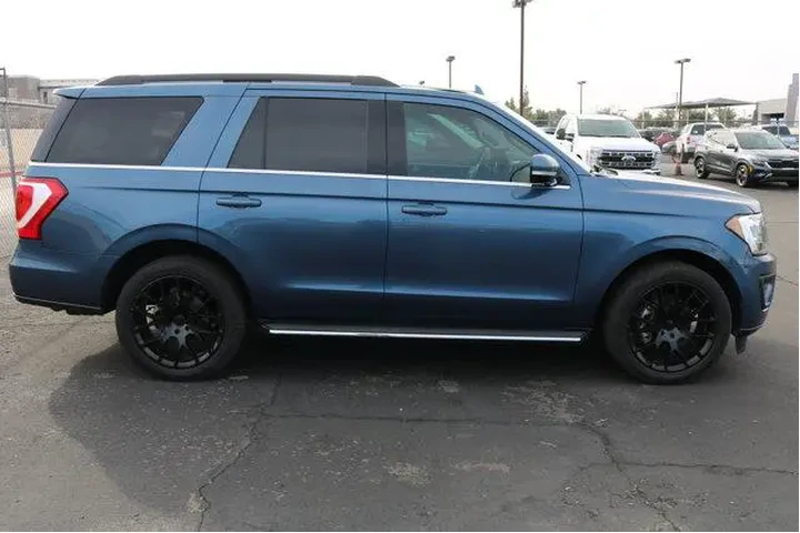 $28774 : Ford Expedition 2020 4x2 XLT image 5