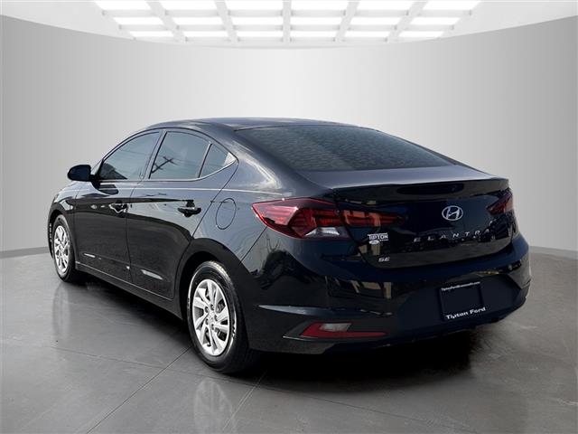 $14997 : Pre-Owned 2019 Elantra SE image 7