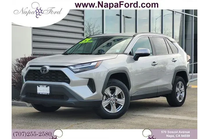$29850 : Toyota RAV4 2024 AWD XLE 4dr image 1