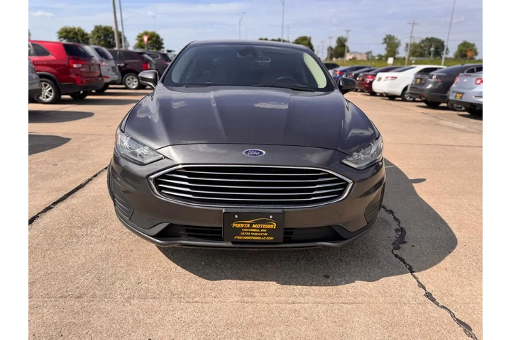 $9999 : 2019 Fusion S image 2