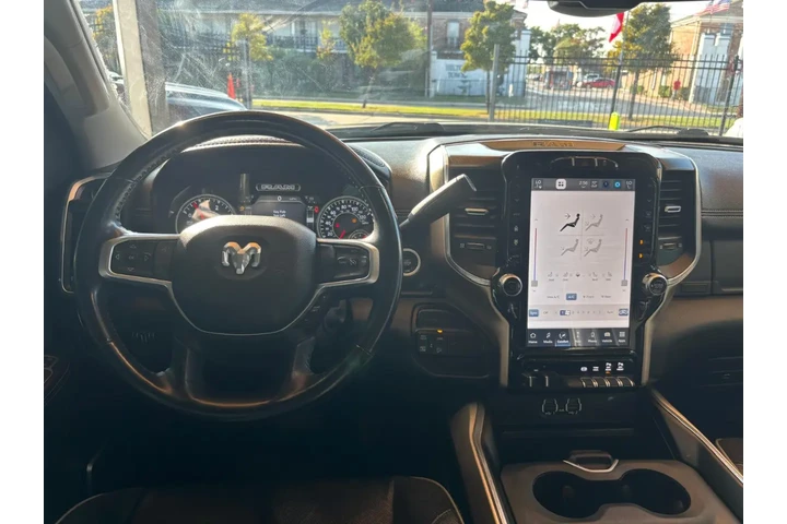 2023 RAM 2500 Laramie image 8