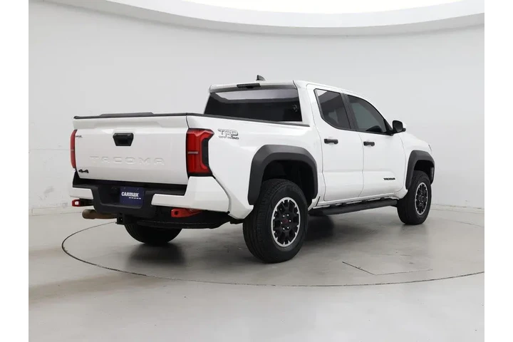 $39998 : Toyota Tacoma 2024 4x4 TRD O image 8
