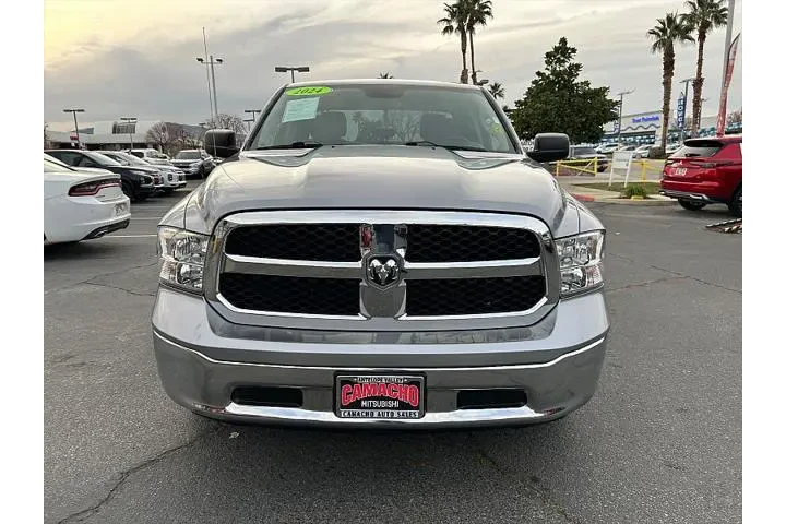 $26430 : Ram 1500 Classic 2024 4x2 SL image 2