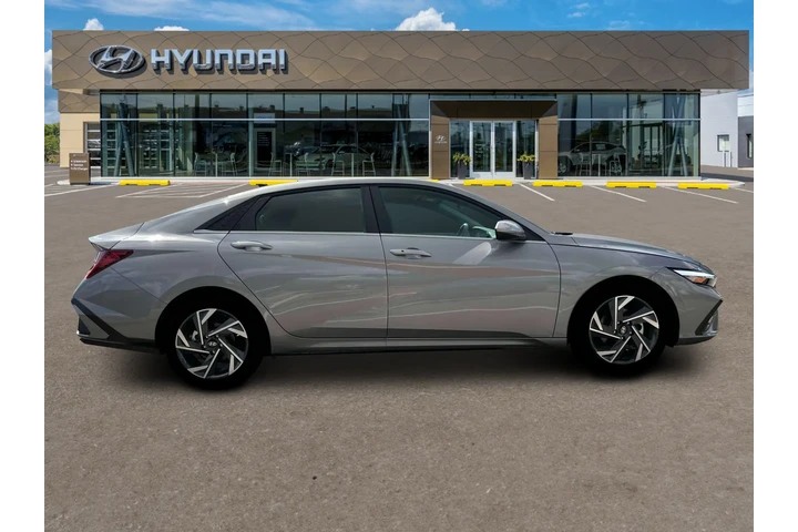 $21000 : Hyundai ELANTRA 2025 SEL Con image 9