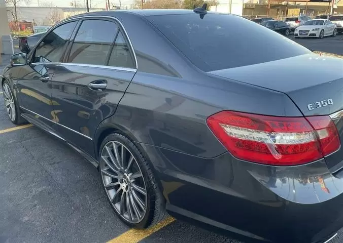 $7000 : 2012 Mercedes Benz E350 BlueTE image 4