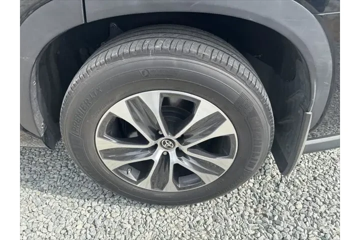 $32999 : Toyota Highlander 2021 XLE 4 image 10