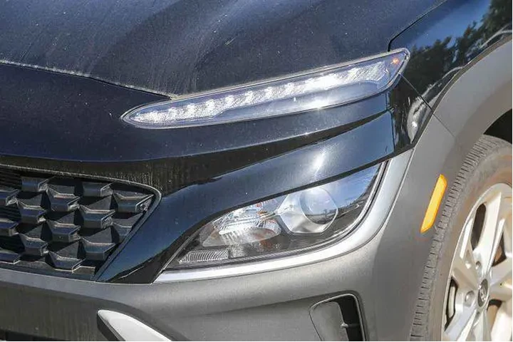 $20991 : Hyundai KONA 2023 SEL 4dr Cr image 8