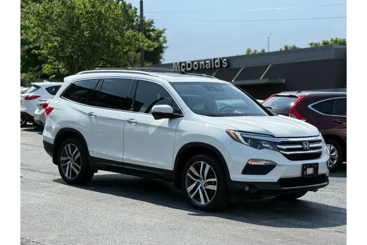 $17495 : 2017 Pilot Touring image 5