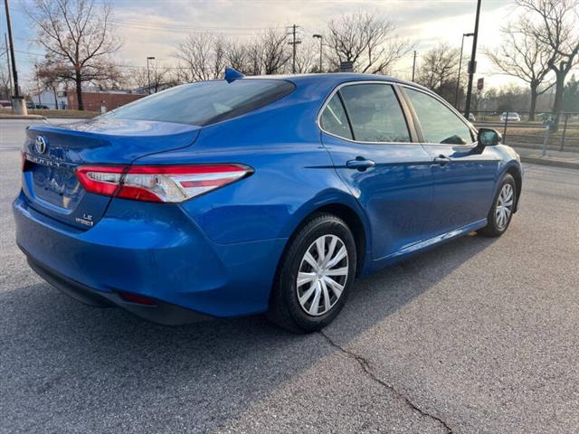 $19900 : 2020 Camry Hybrid LE image 6