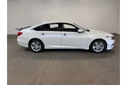 $18952 : Honda Accord 2018 LX 4dr Sed thumbnail