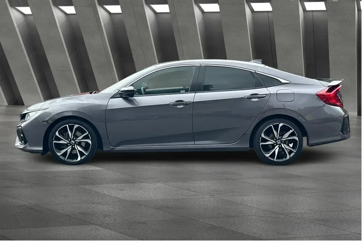 $17400 : Honda Civic 2018 Si 4dr Seda image 8