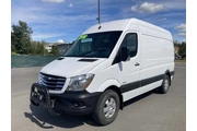 2014 Freightliner Sprinter 25 en Anchorage