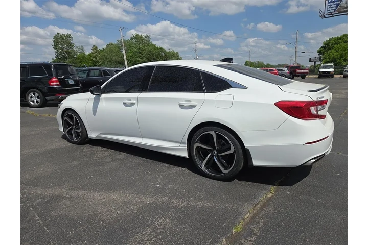 2022 Accord Sport CVT image 3