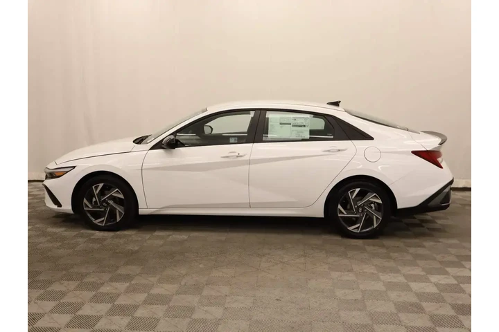 $22299 : Hyundai ELANTRA Hybrid 2025 image 2