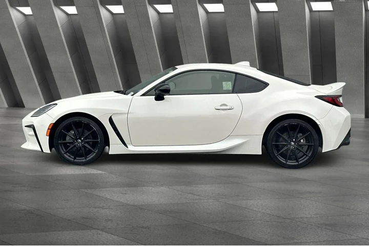 $29000 : Toyota GR86 2023 Premium 2dr image 10