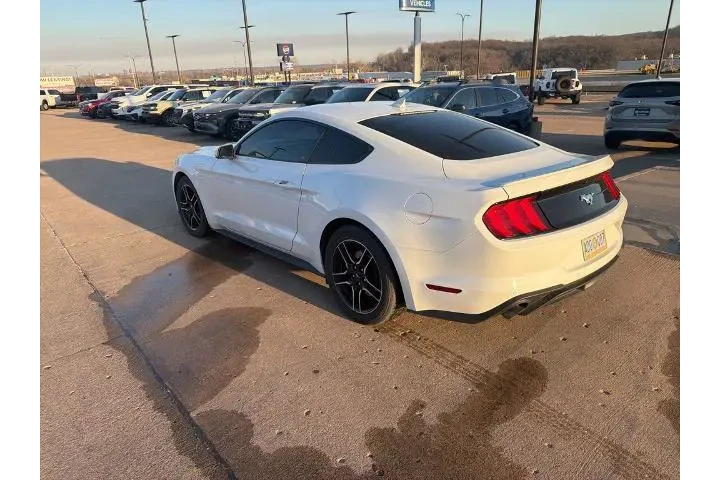 $26956 : Ford Mustang 2023 EcoBoost 2 image 7
