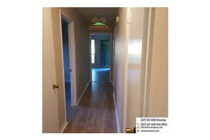 $1400 : Rental property with 3 bedro image 8