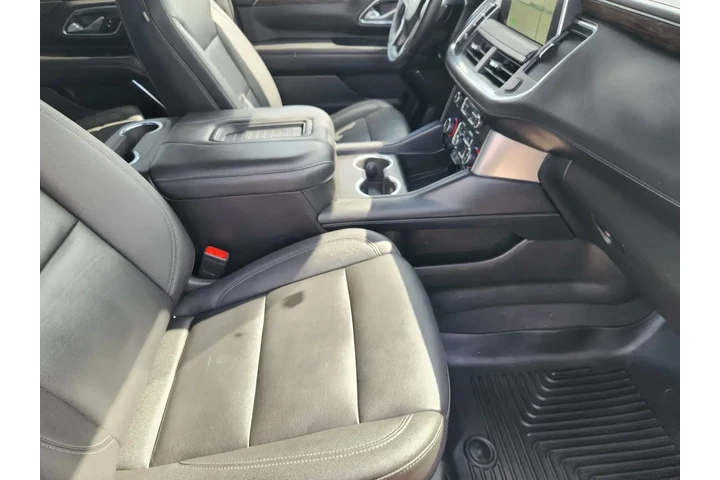 Chevrolet Suburban 2023 4x4 image 10