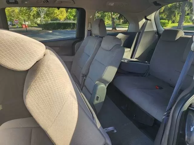 $11000 : 2016 Honda ODYSSEY EX image 8