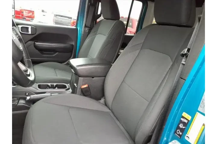 $32995 : Jeep Wrangler Unlimited 2020 image 10