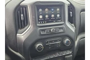 $32500 : Chevrolet Silverado 2500HD 2 thumbnail