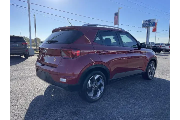 $19588 : Hyundai VENUE 2024 Limited 4 image 2