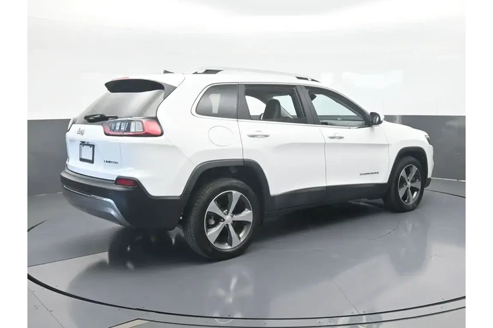 $15810 : Jeep Cherokee 2019 Limited 4 image 6