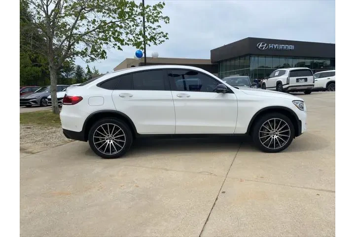 $32120 : Mercedes-Benz GLC 2020 AWD G image 7