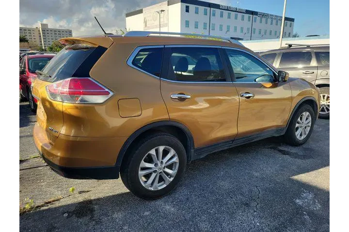 $4590 : Nissan Rogue 2015 AWD SV 4dr image 4