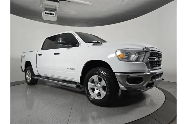 $39698 : Ram 1500 2024 4x4 Big Horn 4 image 2