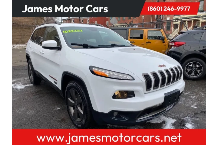 2016 Cherokee Latitude 75th A image 1