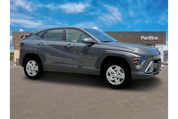$22999 : Hyundai KONA 2025 AWD SE 4dr image 10
