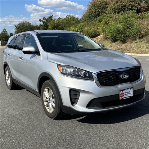 $15927 : PRE-OWNED 2019 KIA SORENTO LX image 7