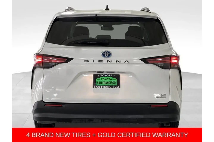 $36988 : Gold Certified2022 Sienna LE image 4