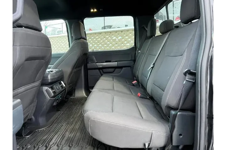 $39859 : Ford F-150 2023 4x4 XLT 4dr image 6