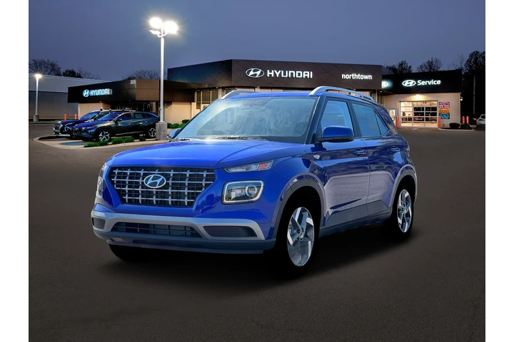 $23502 : Hyundai VENUE 2026 SEL 4dr C image 1