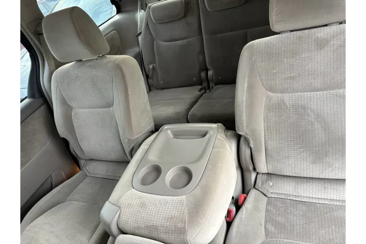 $7999 : 2008 Sienna CE 8-Passenger image 8