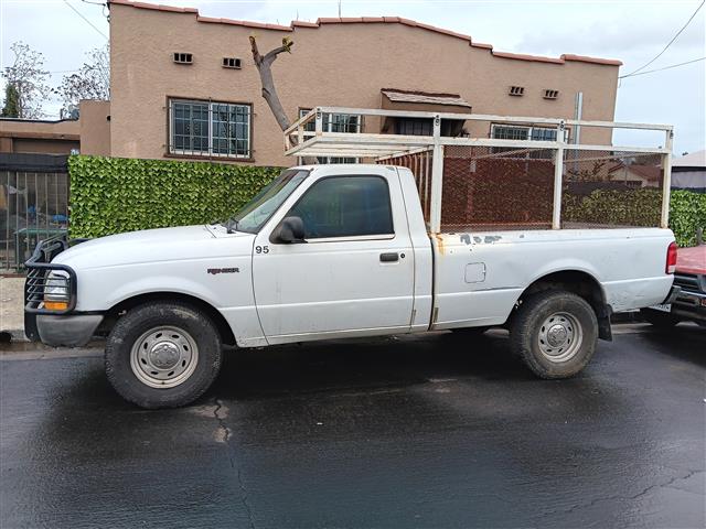 $4600 : Vendo Ford Ranger image 2