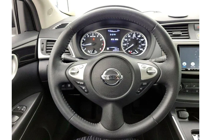 $12998 : Nissan Sentra 2016 SV 4dr Se image 10