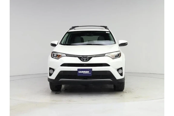 $24998 : Toyota RAV4 2017 AWD Limited image 5