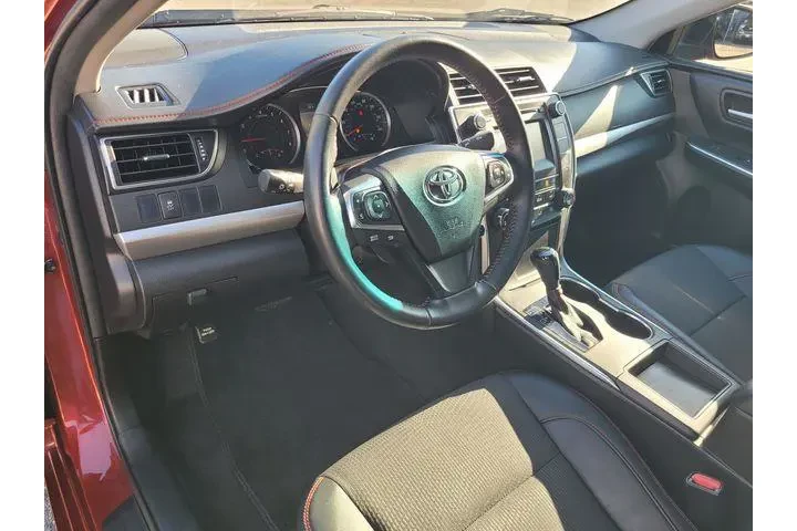 $15699 : Toyota Camry 2016 SE 4dr Sed image 9